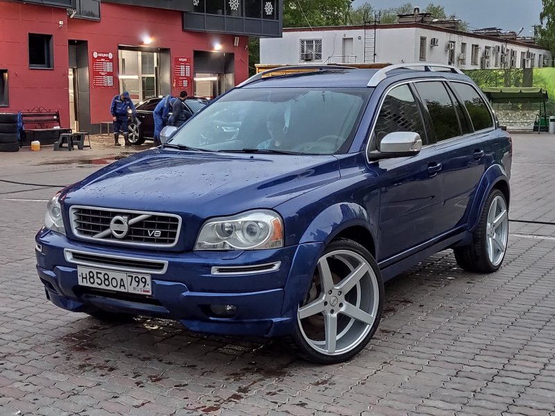 Volvo xc90 1