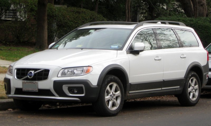 Volvo xc70 III