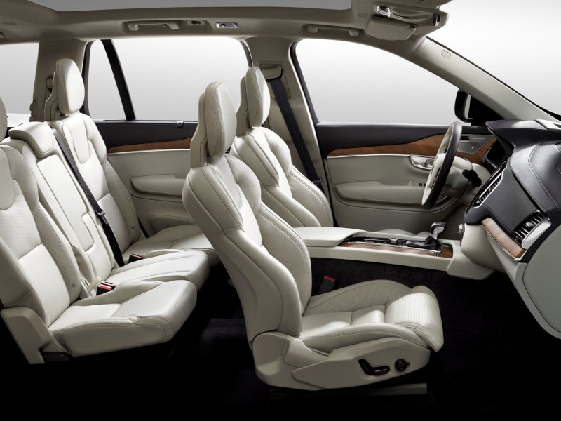 Volvo xc90 Interior