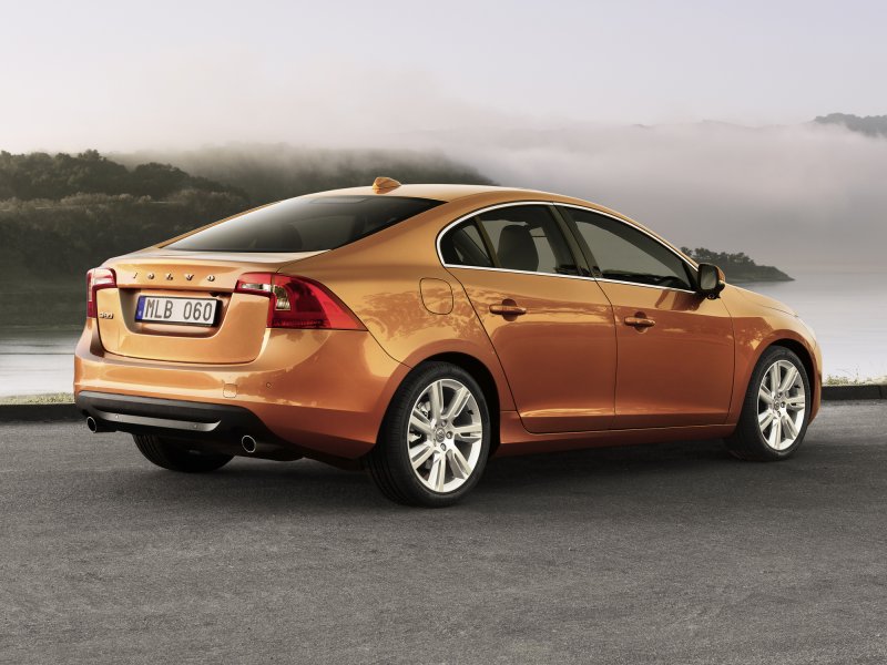 Volvo седан s60 2010