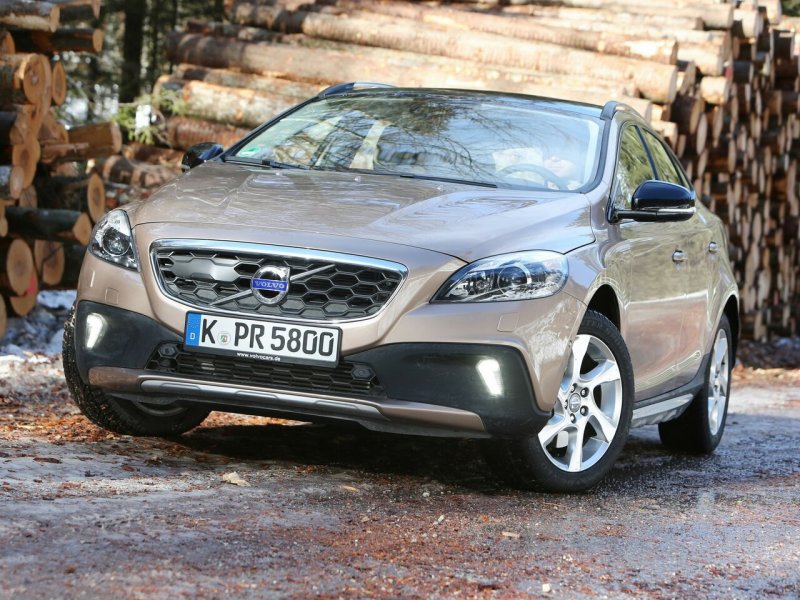 Volvo v40 Cross Country d2