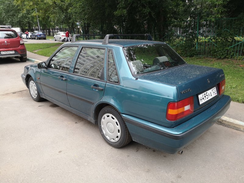 Volvo 460