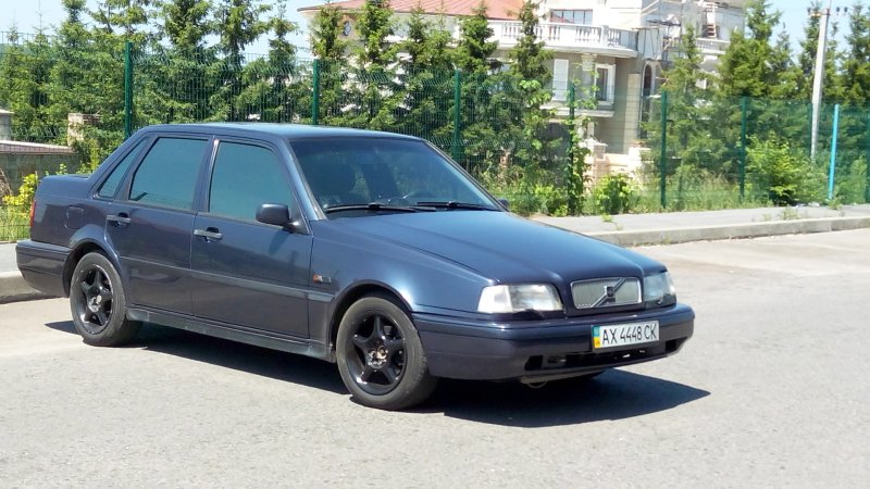 Volvo 460 i