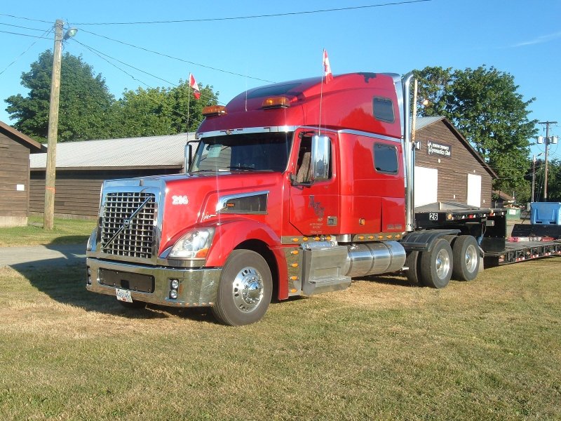 Volvo 880 Truck