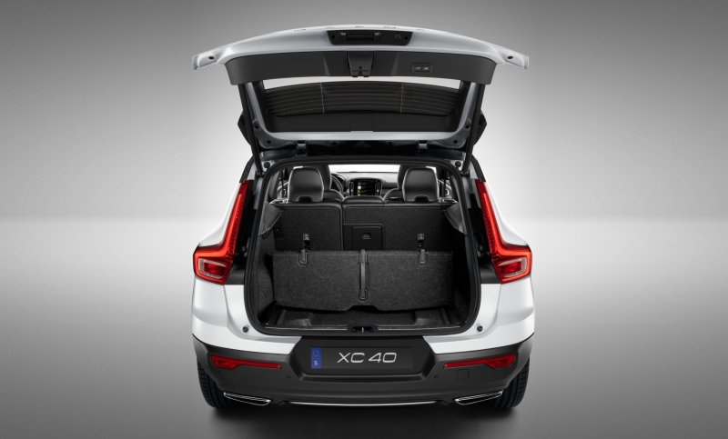 Volvo xc40 багажник