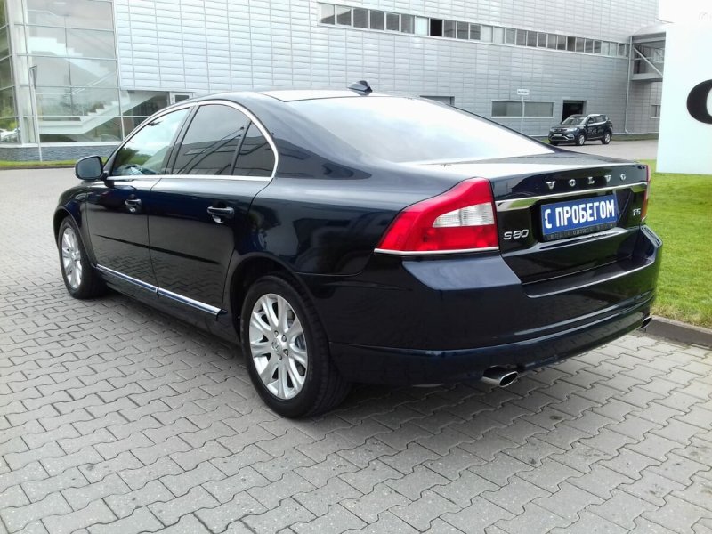 Volvo s80 2010 года