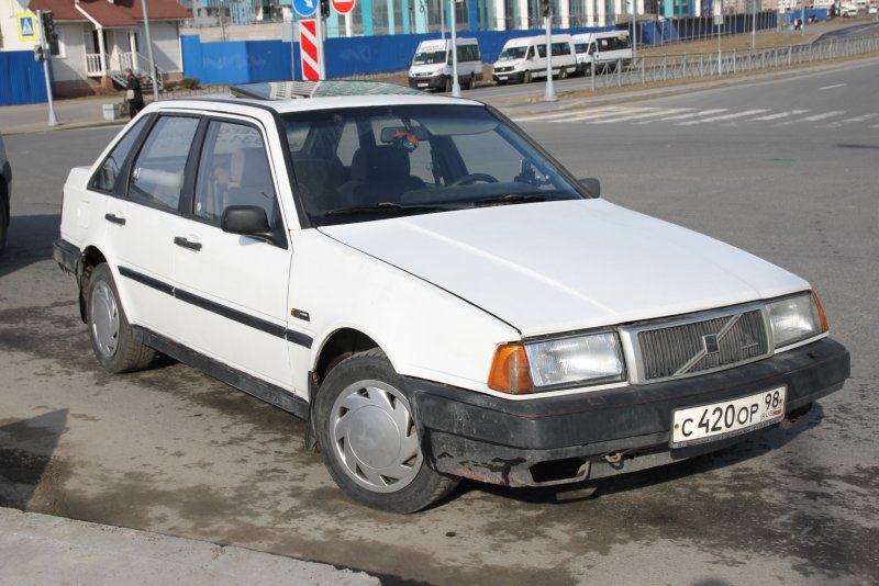 Volvo 440, 1991