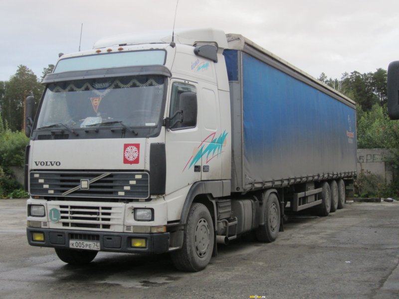 Volvo FH 12 2000 С полуприцепом