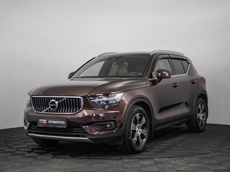 Volvo xc40 коричневый