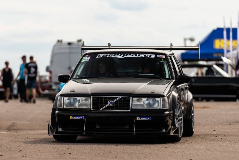 Volvo 940 stance