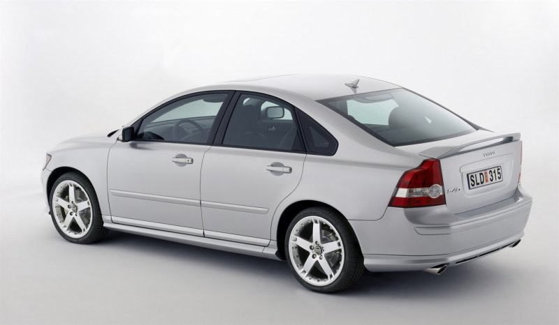 Volvo v40 2007
