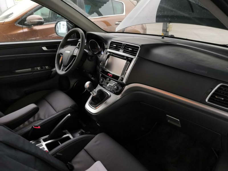 Машина Haval h6 салон