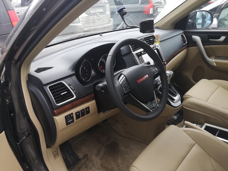 Haval h6 черный салон