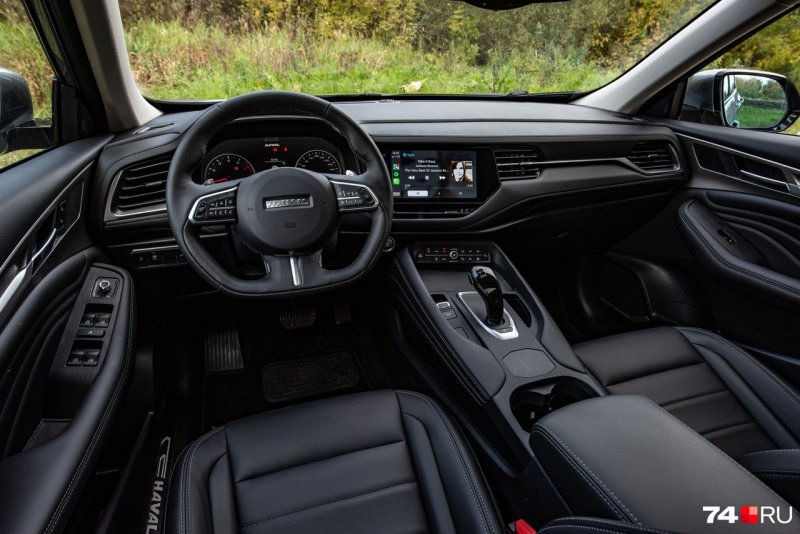 Haval f7 черный салон
