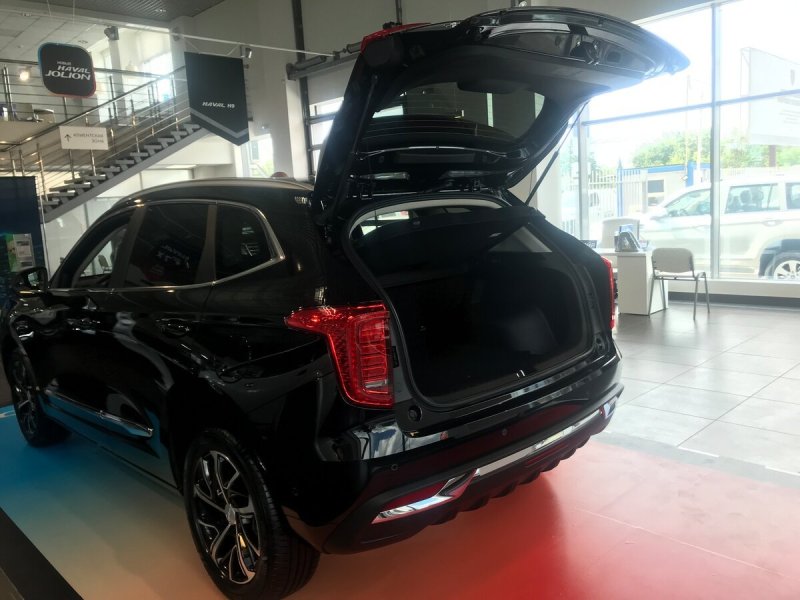 Haval Jolion черный