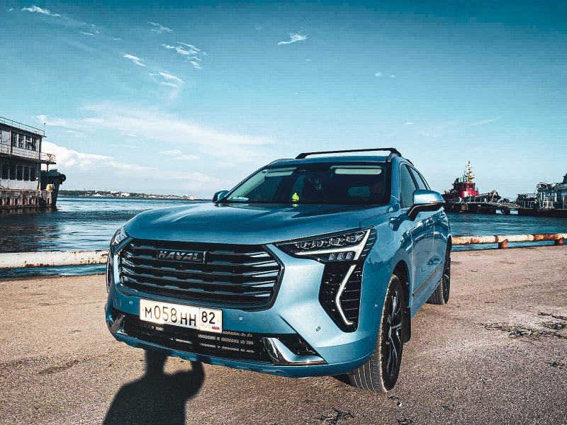 Haval Jolion бежевый