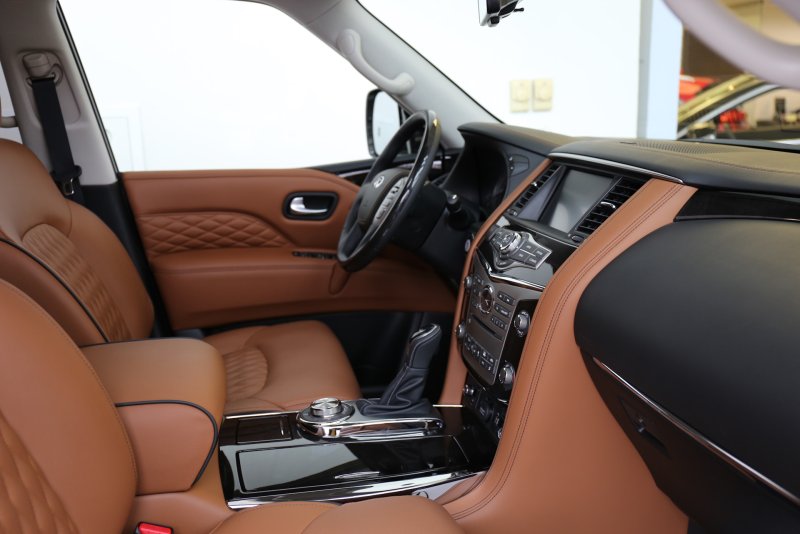 Infiniti qx80 i Рестайлинг 2