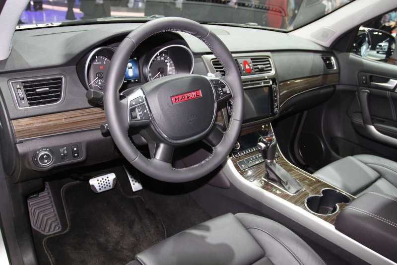 Haval h8 интерьер
