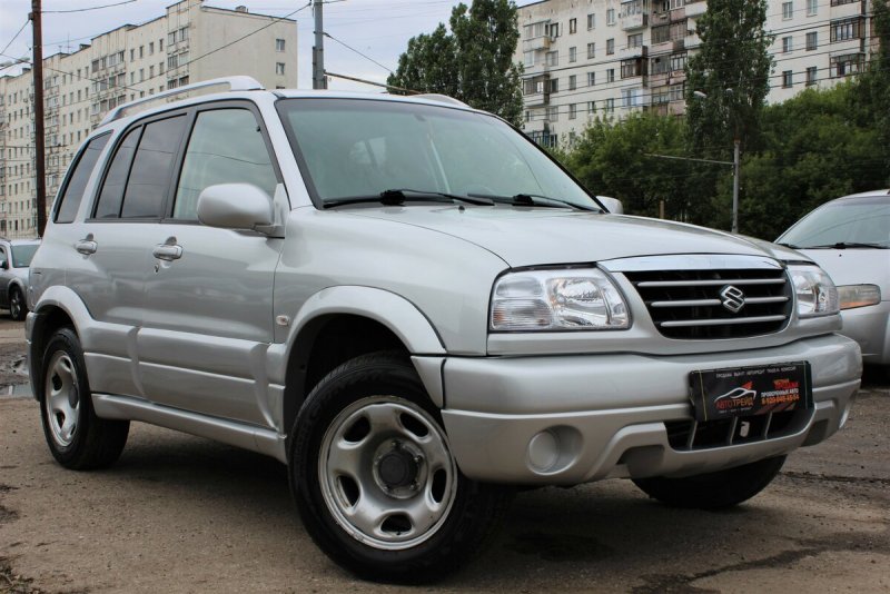 Сузуки грани Витара 2004