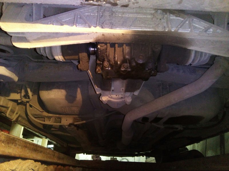 Сузуки sx4 снизу