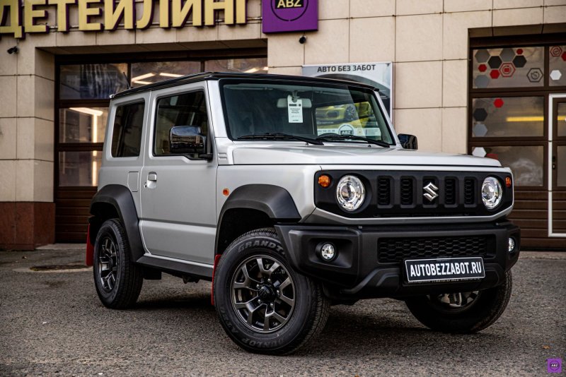 Suzuki Jimny 2020 серый