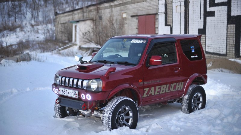 Suzuki Jimny Red bull