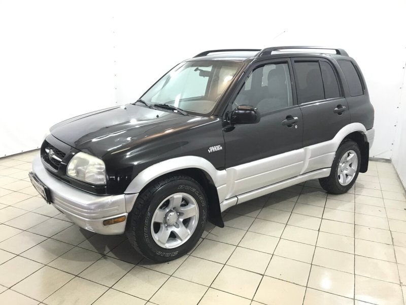 Suzuki Grand Vitara 2000 года