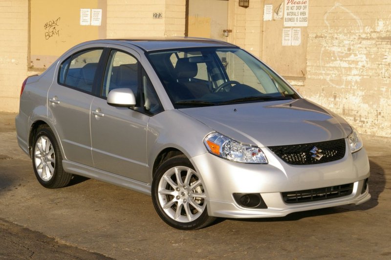 Suzuki sx4 седан 2010