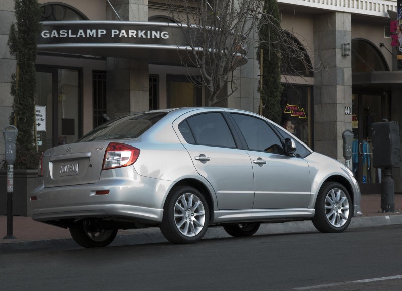 Сузуки sx4 седан 2008