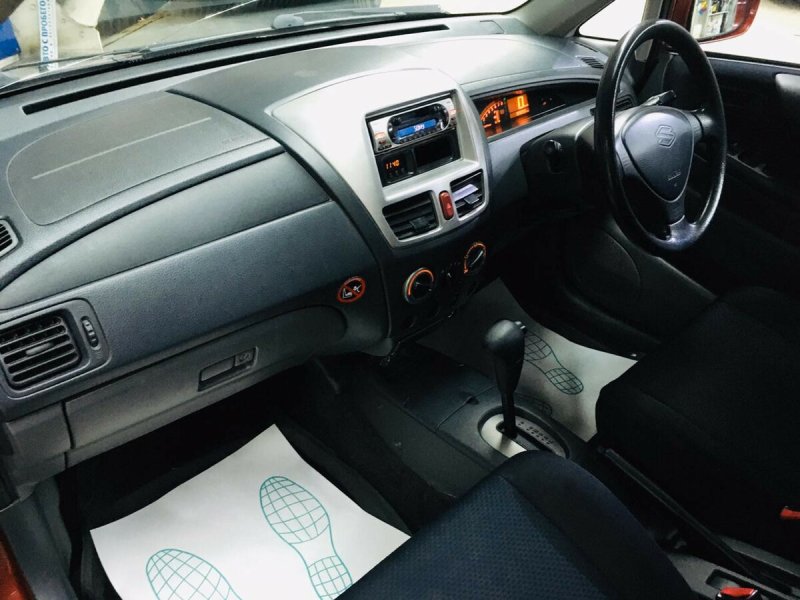 Suzuki Liana p105