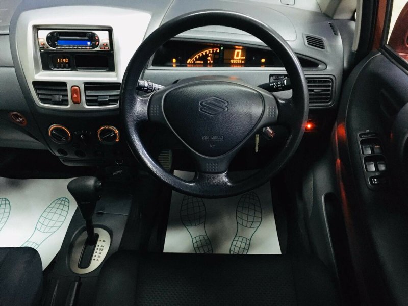 Suzuki Liana 2003 салон