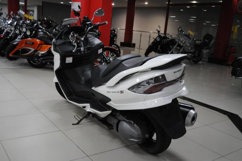 Suzuki Skywave 3