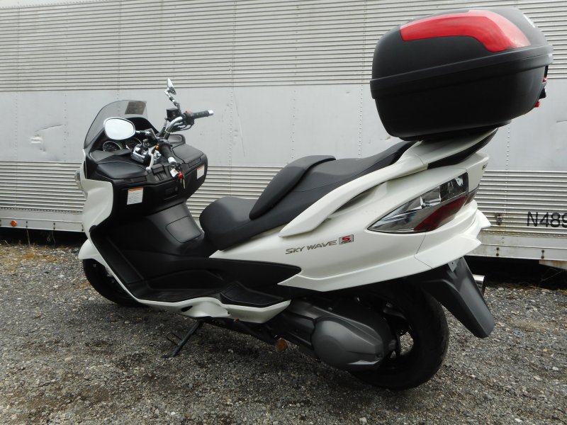 Suzuki Skywave 250 s