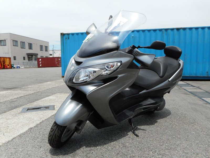Макси скутер Suzuki Skywave 250