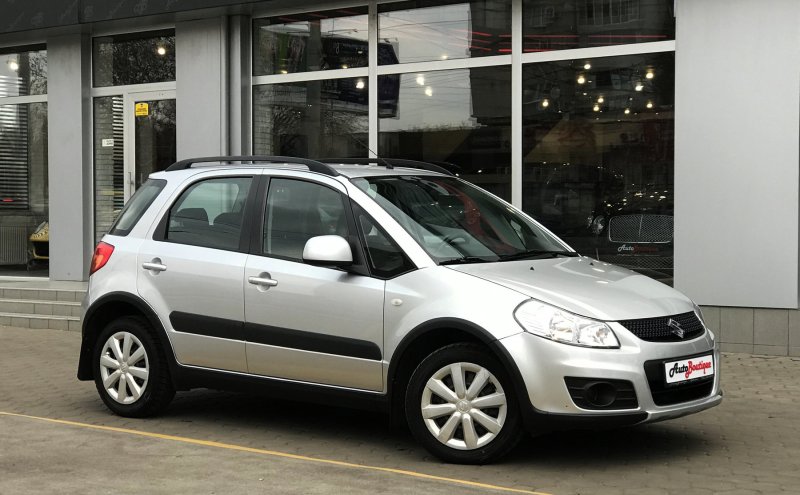 Suzuki sx4 2012 год