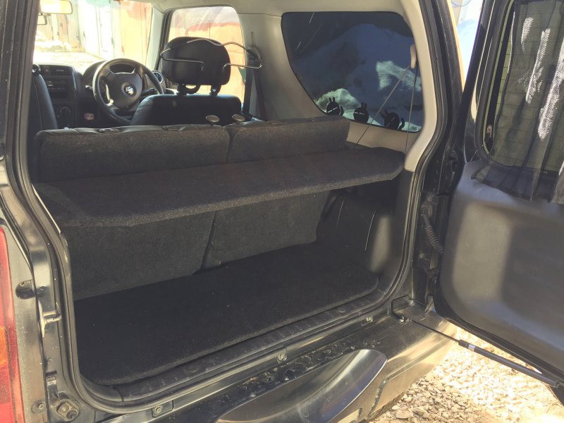 Suzuki Jimny полка в багажник
