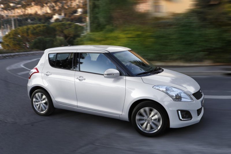 Suzuki хэтчбек 5 дверей