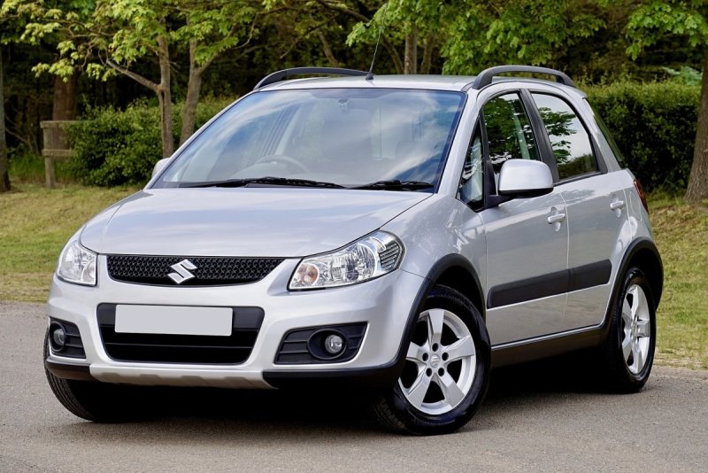 Сузуки паркетник sx4