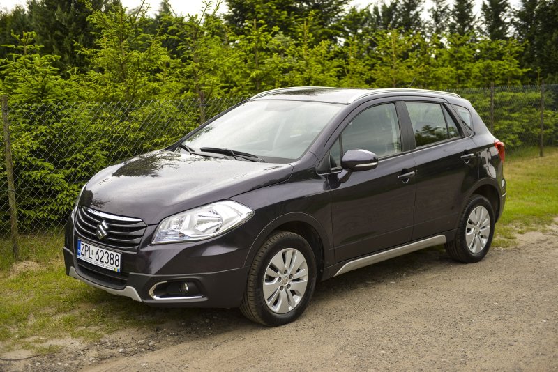 Suzuki sx4 2014 Black