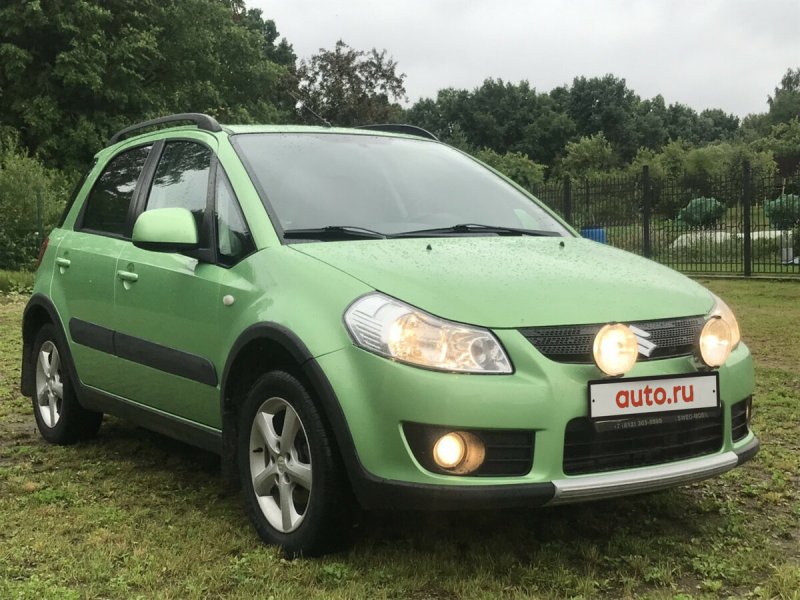 Suzuki sx4 зеленая