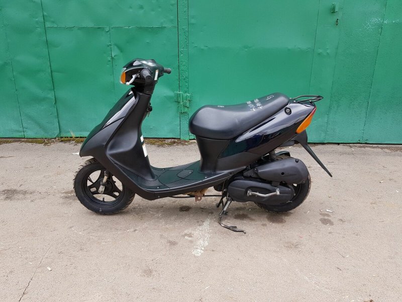 Скутер Suzuki Lets 2
