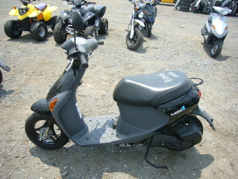Suzuki Lets 4 2010