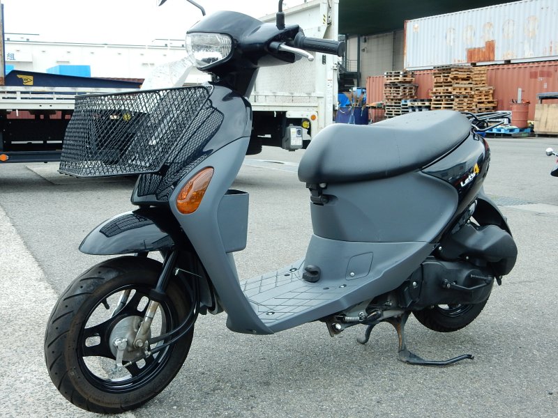 Suzuki Lets 4 это мопед или скутер