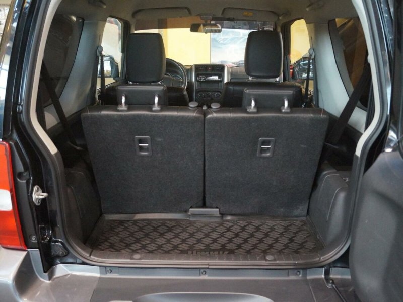 Suzuki Jimny 2016 салон
