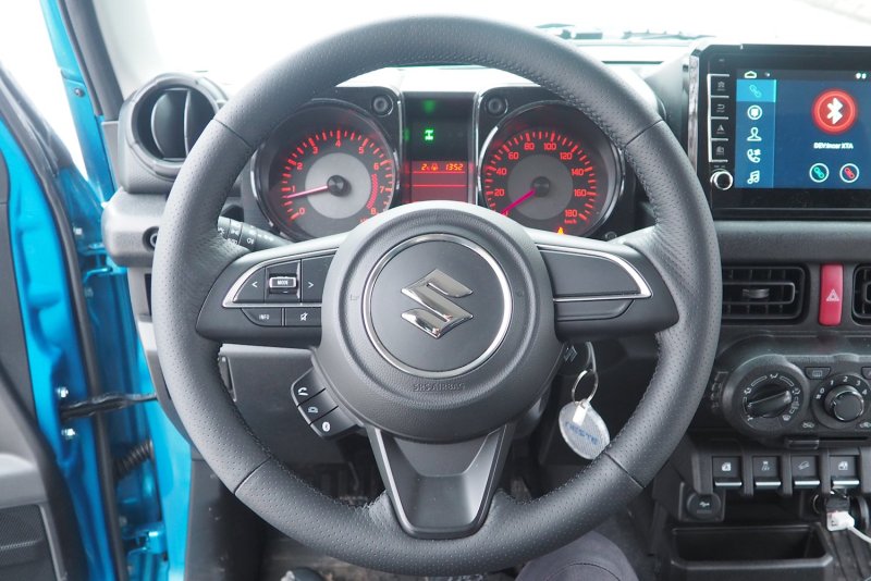 Suzuki Jimny 2020 руль
