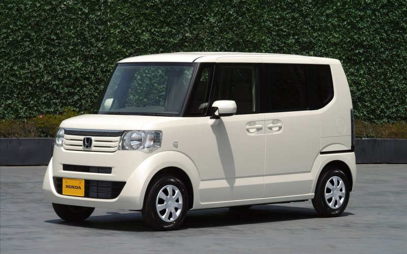 Nissan n Box