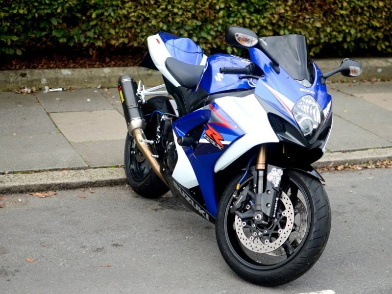 Suzuki GSXR 1000 k7