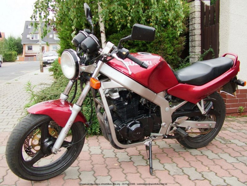 Сузуки 500