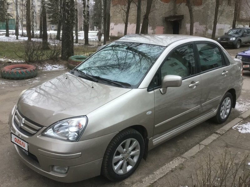 Сузуки Лиана 2004 бежевый