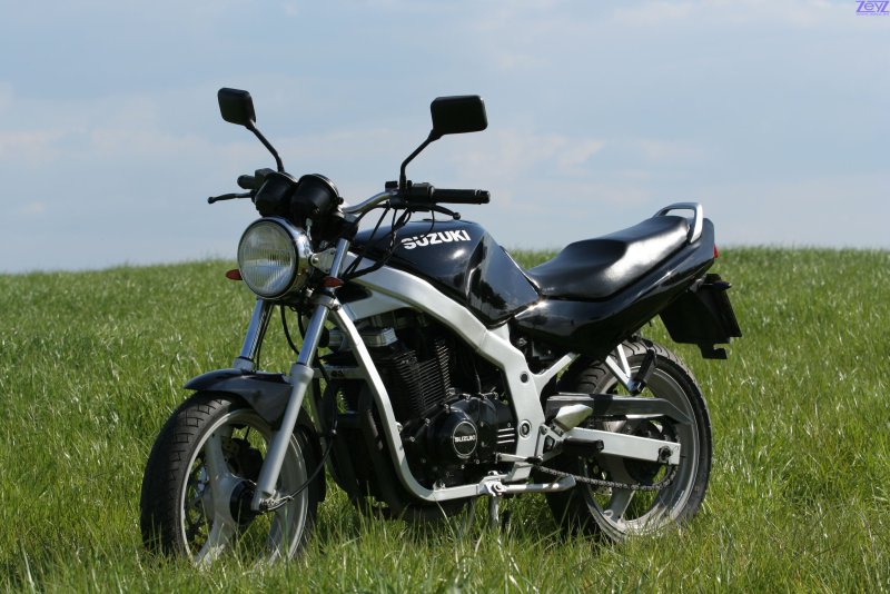 Сузуки ГС 500